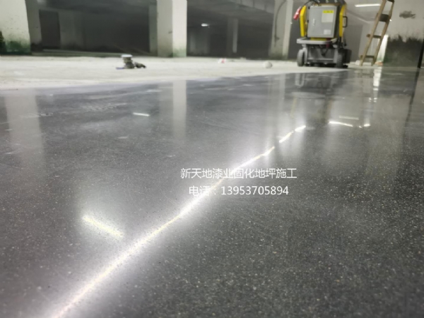 車(chē)庫(kù)地坪漆施工方案和價(jià)格？